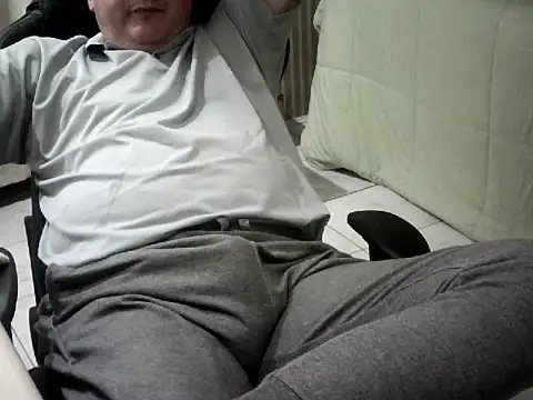 Peterranse18301's Webcam Show