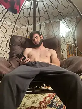 Show modela Zi6foy98 na web-kameri