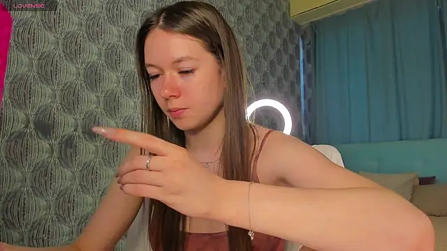 Chat XXX en directo de Nicole_Charm