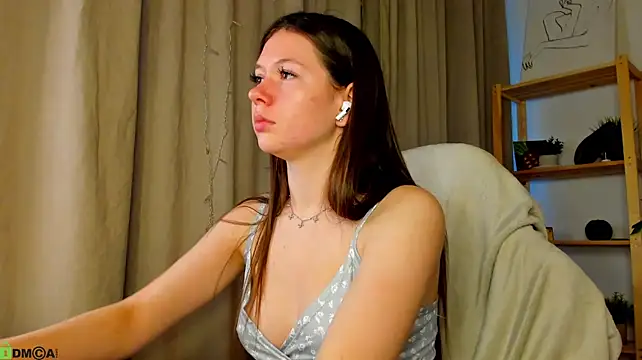 Nicole_Charm Adlı Modelin Web Kamerası Şovu