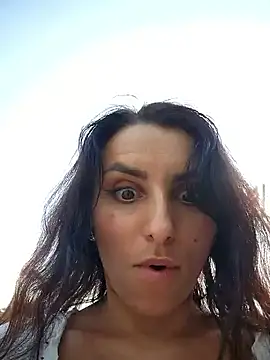 Izabella_Bellaのウェブカメラショー