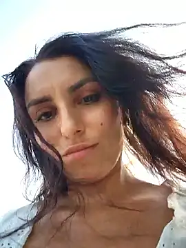 Izabella_Bella Webcam Show