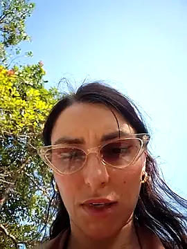 Pertunjukan Kamera Web Izabella_Bella