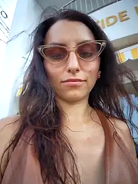 Izabella_Bella Show in webcam