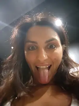 XXX chat uživo modela Izabella_Bella