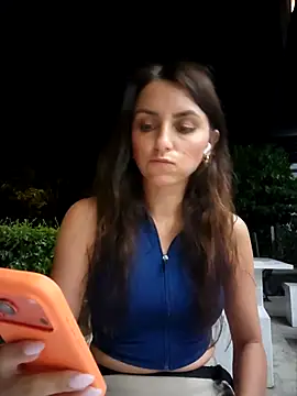 Izabella_Bella webkamerás műsora