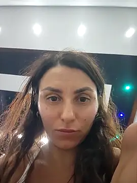 Show de Izabella_Bella na webcam