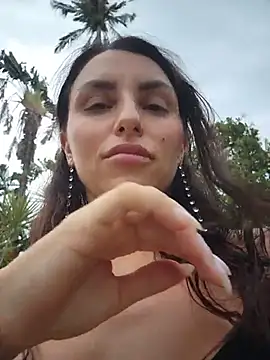 Pokazy przed kamerką – Izabella_Bella