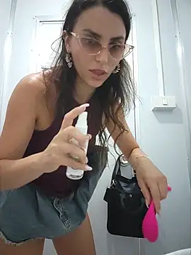 Show de Izabella_Bella na webcam