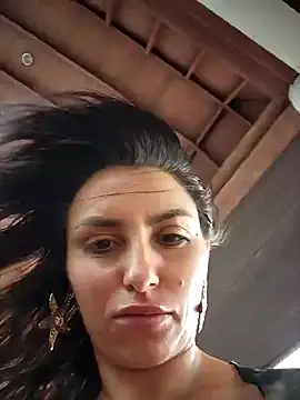 Izabella_Bellan Webbikameraesitys