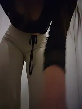 Izabella_Bella Adlı Modelin Web Kamerası Şovu