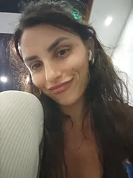 Pertunjukan Kamera Web Izabella_Bella