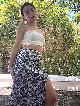 Izabella_Bellan Webbikameraesitys