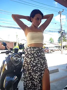 Izabella_Bella 在線直播表演