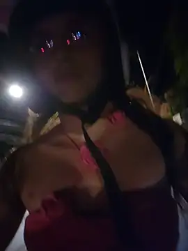 Izabella_Bellaのウェブカメラショー