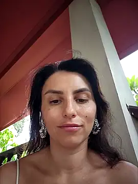 הופעת וובקאם של Izabella_Bella