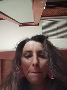 Izabella_Bella 网络视讯表演