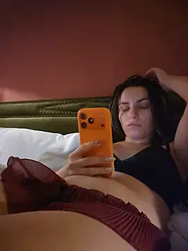 Izabella_Bella Adlı Modelin Web Kamerası Şovu
