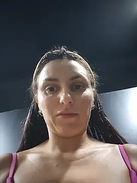 Izabella_Bella 网络视讯表演