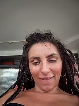 Izabella_Bella 网络视讯表演