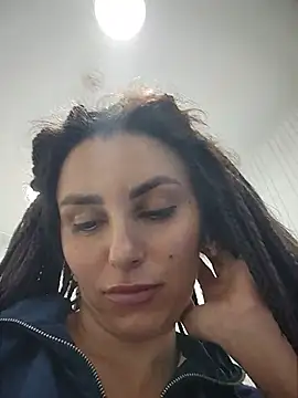 Izabella_Bella – webcam-show