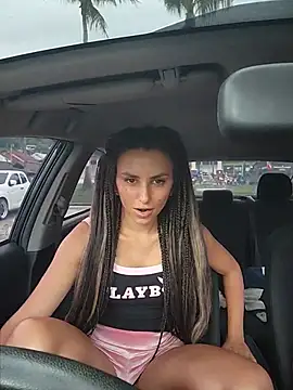 Izabella_Bellan Webbikameraesitys