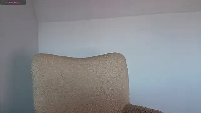 Jullyenn3's Live XXX Chat