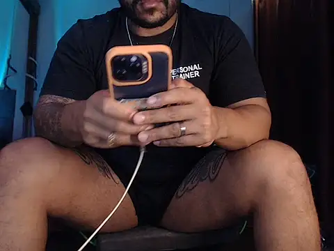 הופעת וובקאם של aleparrudo