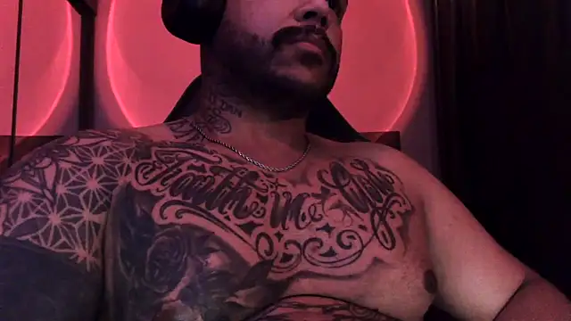 aleparrudo Webcam Show