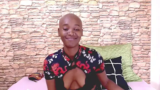EbonyOlive69's Live XXX Chat