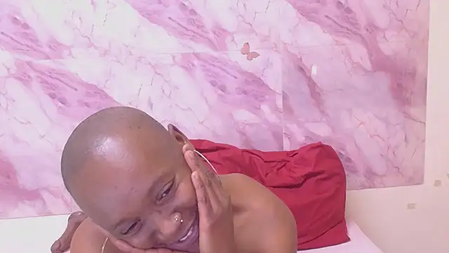 Chat +18 de EbonyOlive69 ao vivo
