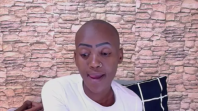 Show de EbonyOlive69 na webcam