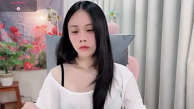 -rosiie-'s Live XXX Chat