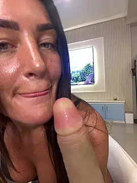 SensationalSelina webcam show