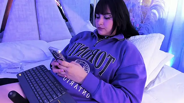 TifanyWhite_ Adlı Modelin Web Kamerası Şovu