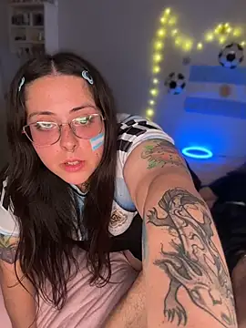 Mizztikaa Show in webcam