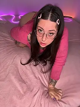 Mizztikaa's Webcam Show