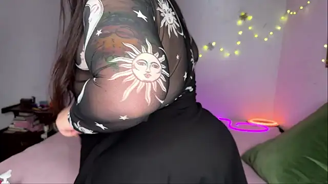 دردشة Mizztikaa الجنسية المباشرة