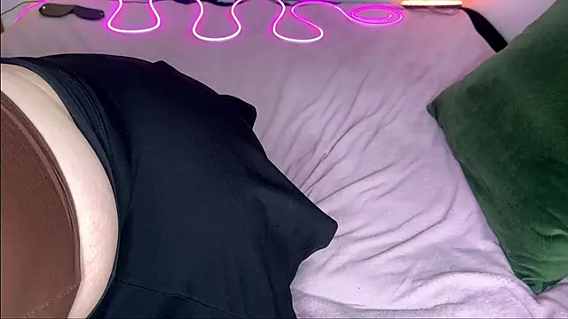 Mizztikaa webcam show