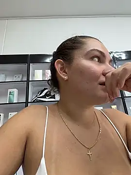 Pokazy przed kamerką – Eva_stark10