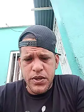 Show modela raseccv na web-kameri