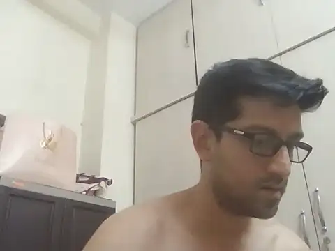 arjun_077n Webbikameraesitys