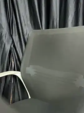 Sala de chat ao vivo de Diya_Chopra