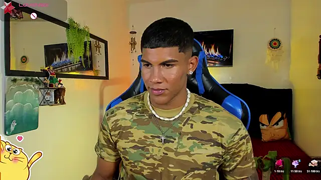 Damian_latinxxx 网络视讯表演