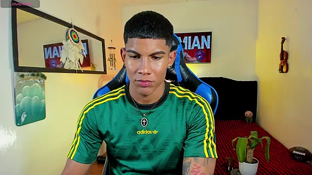 Damian_latinxxx webkamerás műsora