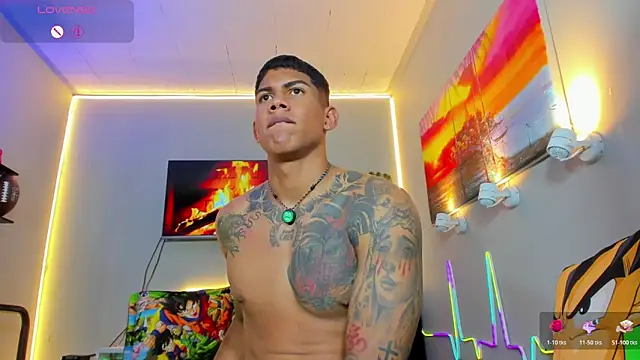 Pokazy przed kamerką – Damian_latinxxx