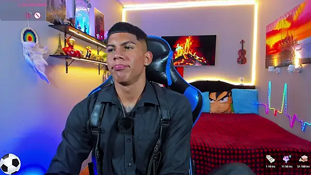 Damian_latinxxx 网络视讯表演