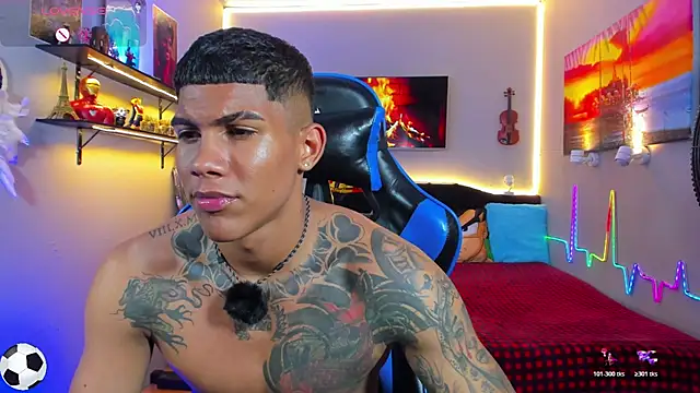 Damian_latinxxx Adlı Modelin Web Kamerası Şovu