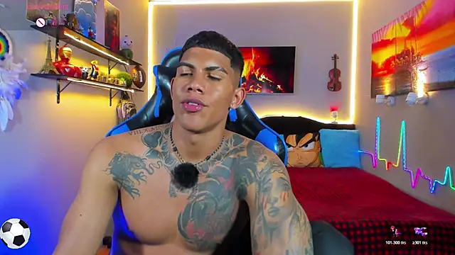 Pokazy przed kamerką – Damian_latinxxx
