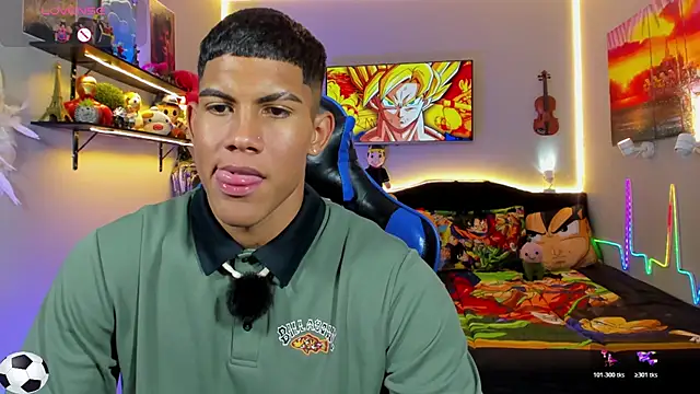 Damian_latinxxx 网络视讯表演